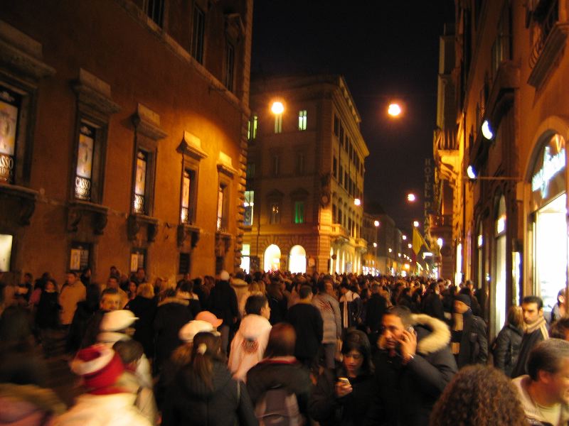 Romans shopping along Via del Corso. Apparently sales only happen once a year.